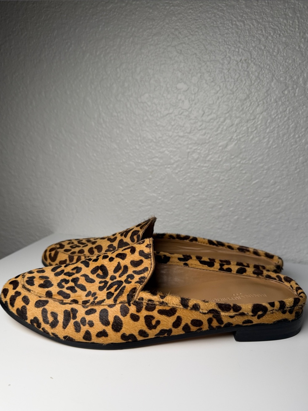 Banana Republic // Leopard Print Haircalf Backless Mules - Tan & Black size 6